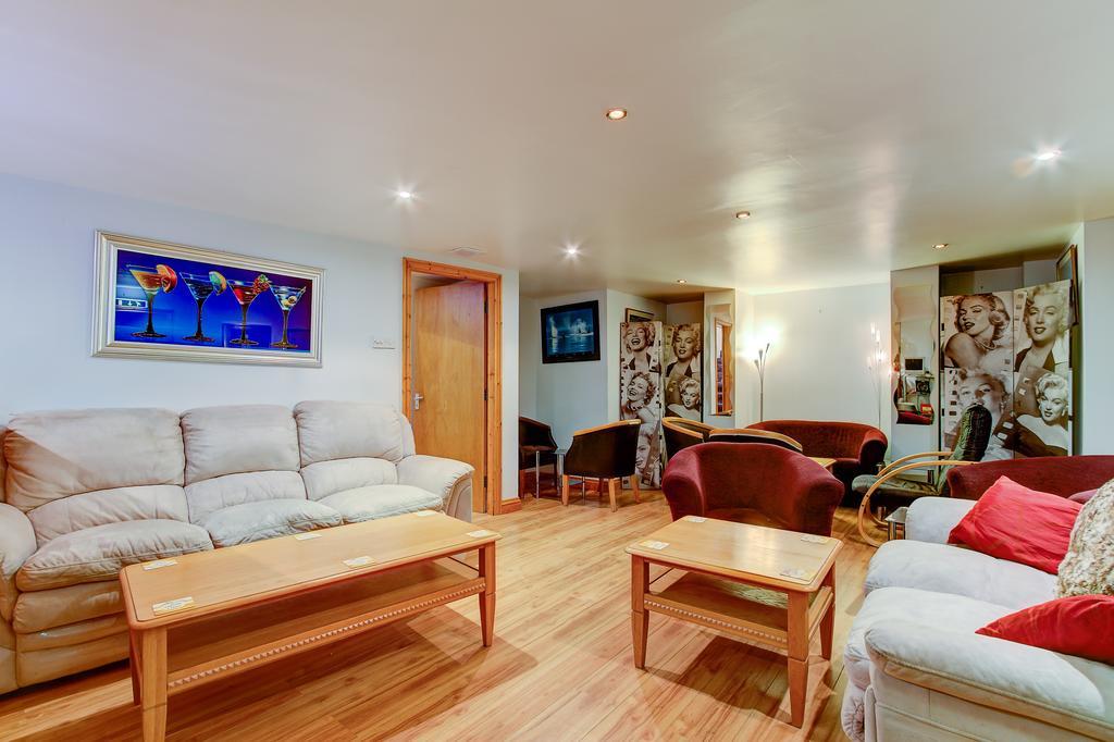Sutton Park Guest House Blackpool Exterior photo
