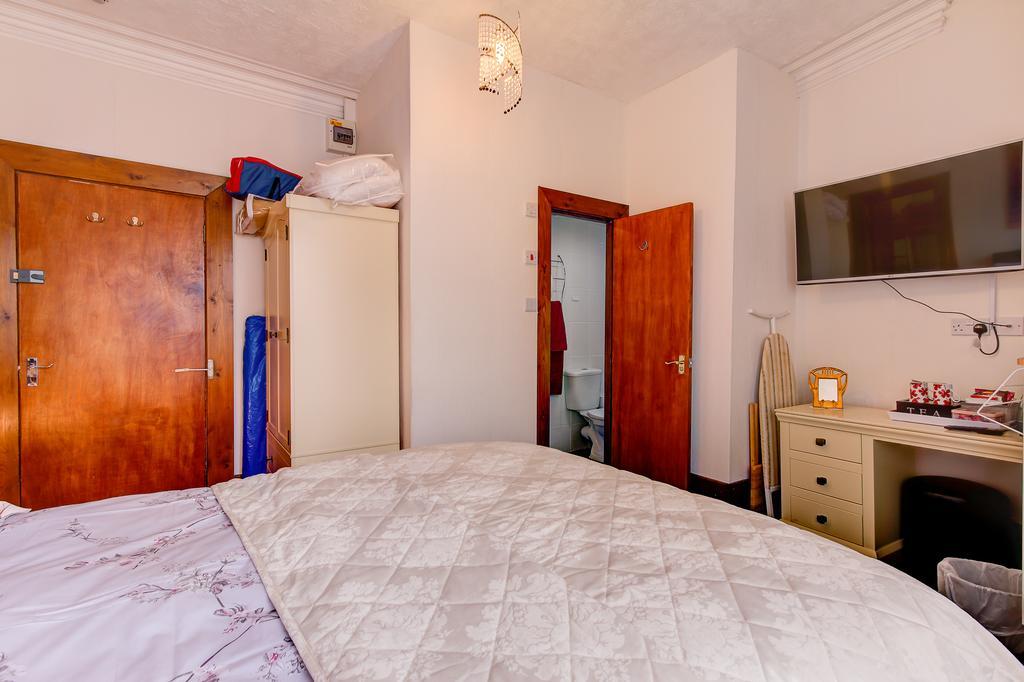 Sutton Park Guest House Blackpool Exterior photo