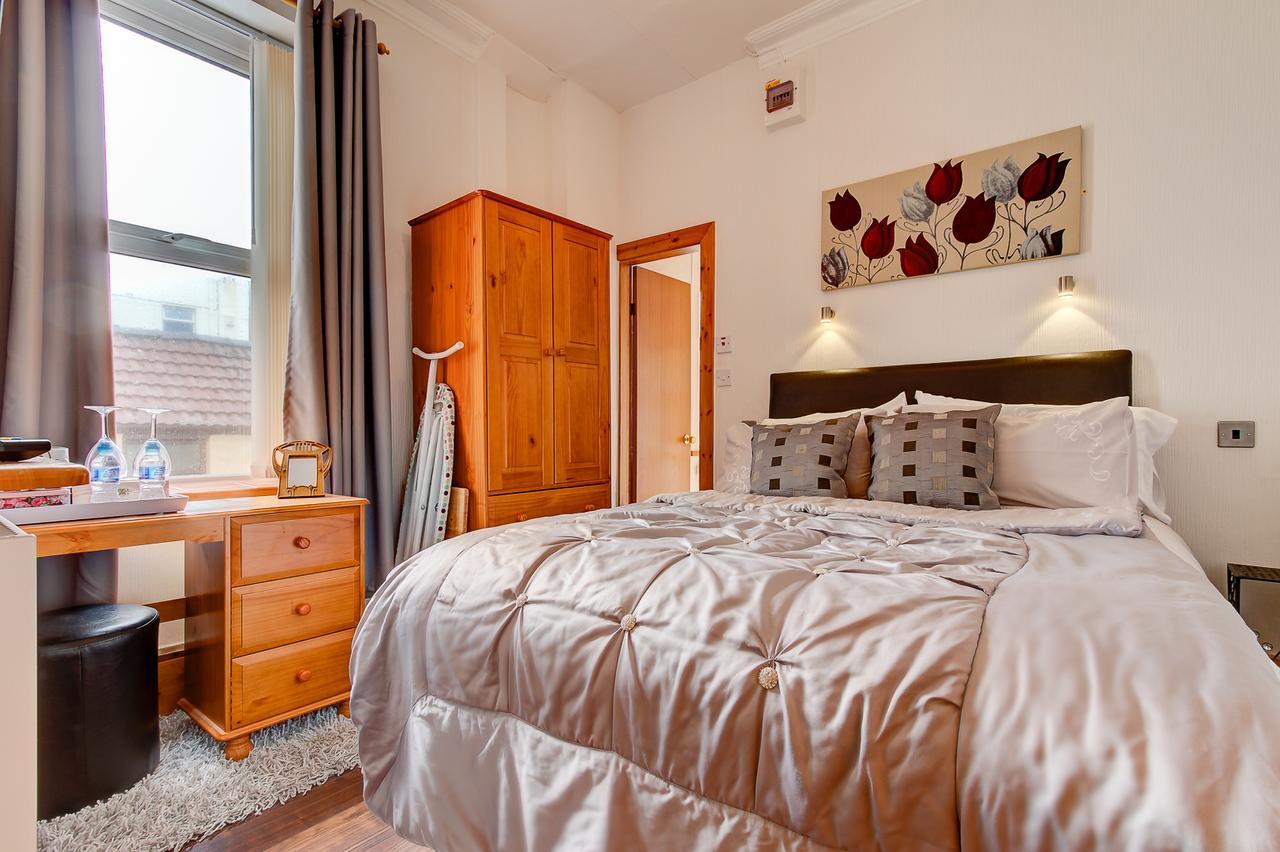 Sutton Park Guest House Blackpool Exterior photo